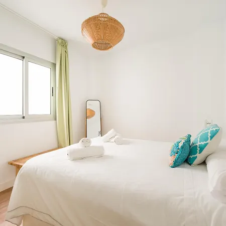 Canteras Sagasta דירה